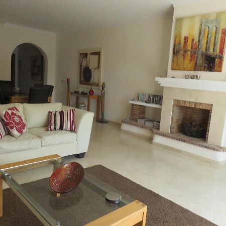 Beachside Estepona Exterior photo