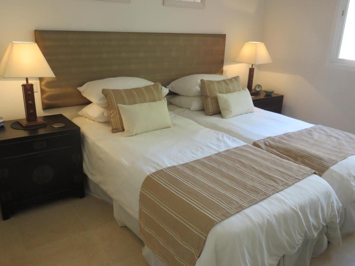 Beachside Estepona Exterior photo
